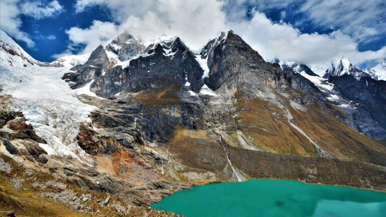 Inca Trail vs Salkantay: Which Trek is Right for You?