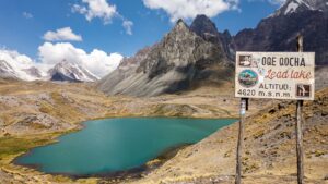 7 lake hike Ausangate.
