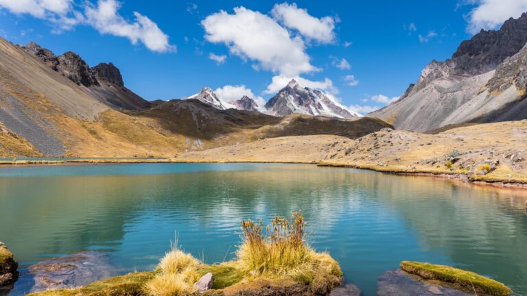 7 lake hike Ausangate.