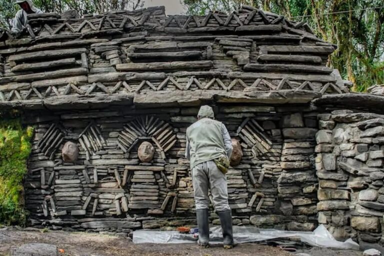 Gran Pajaten Chachapoya structures: 100 New Ruins Discovered