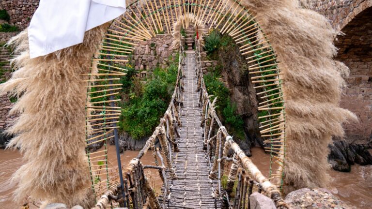 Q’eswachaka Inca bridge: Communities Rebuild Historic Structure
